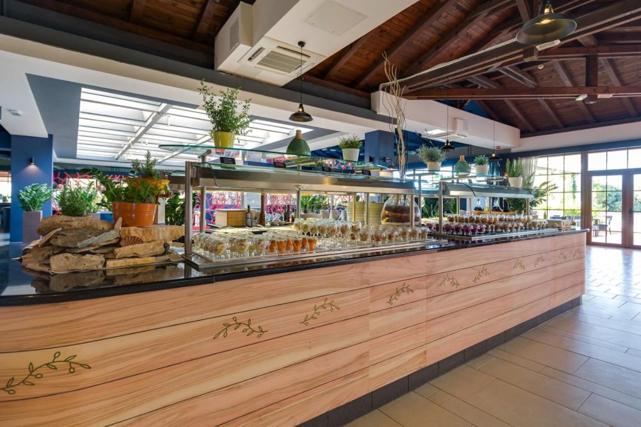 วาลามาร์ ทามาริส รีสอร์ต Hotel Tar-Vabriga ภายนอก รูปภาพ