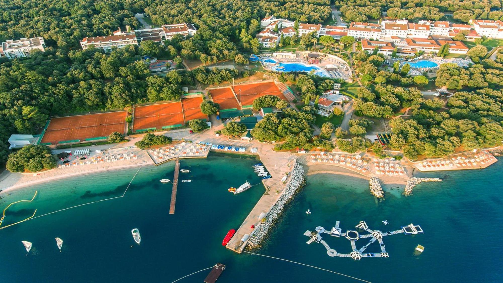 วาลามาร์ ทามาริส รีสอร์ต Hotel Tar-Vabriga ภายนอก รูปภาพ