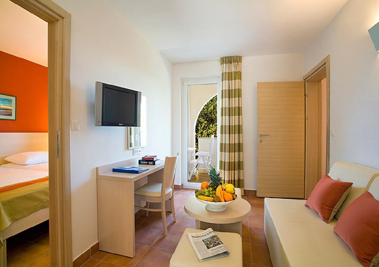 วาลามาร์ ทามาริส รีสอร์ต Hotel Tar-Vabriga ภายนอก รูปภาพ