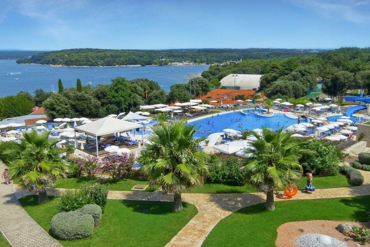 วาลามาร์ ทามาริส รีสอร์ต Hotel Tar-Vabriga ภายนอก รูปภาพ
